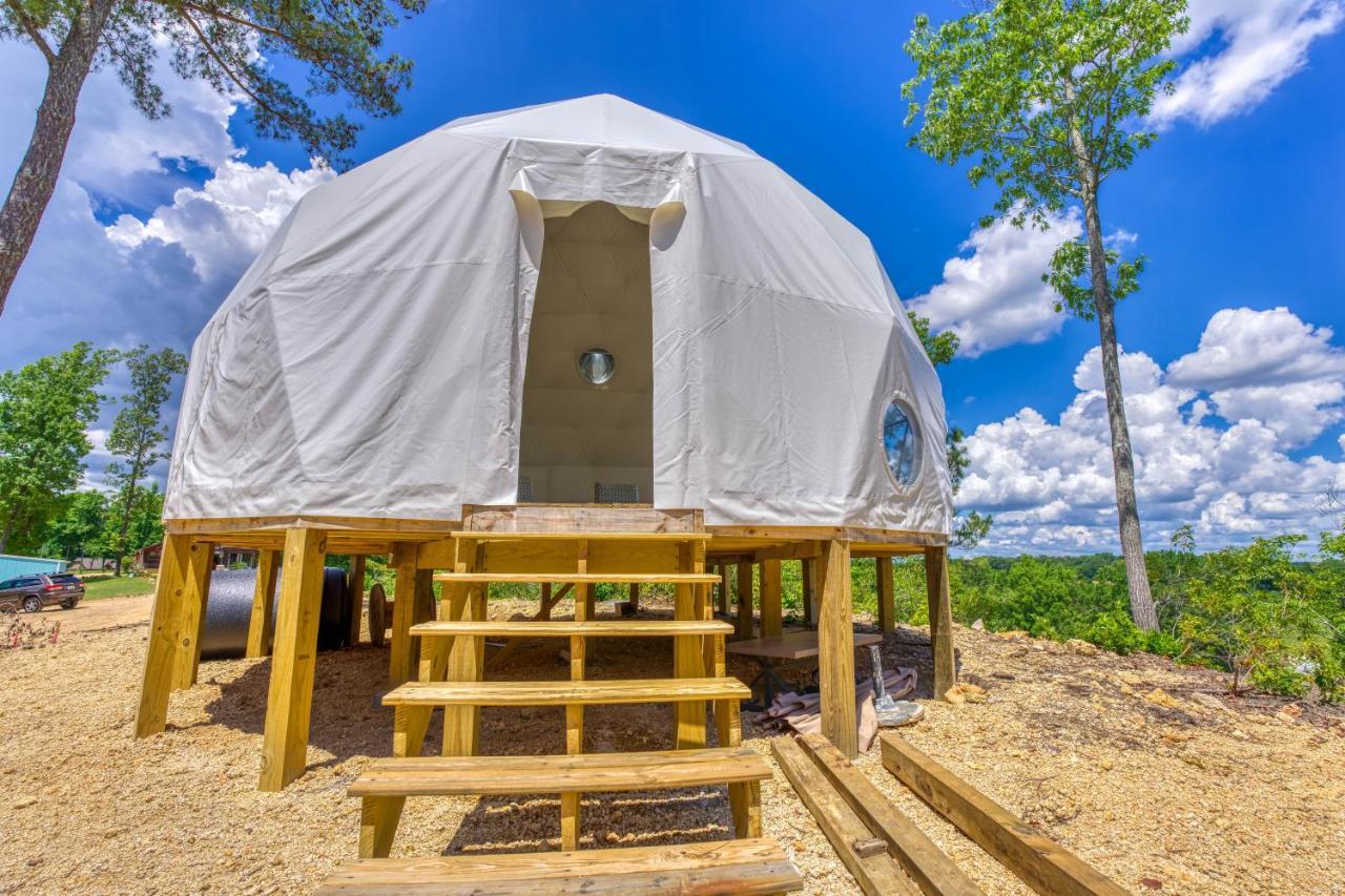 The Gemini-A Dreamy, Waterfront Tiny Cabin Rogersville Exteriér fotografie