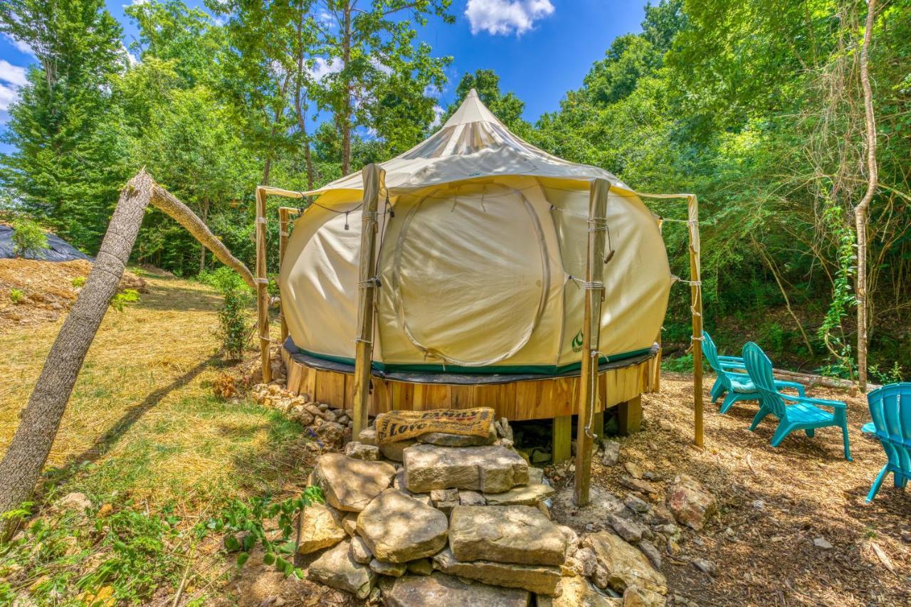 The Gemini-A Dreamy, Waterfront Tiny Cabin Rogersville Exteriér fotografie